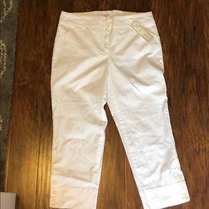 Charter Club White Capris